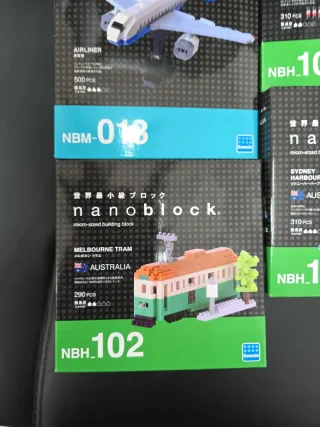 Lote 4 Nanoblocks: Avión, Palacio, Tranvía, Puente