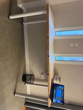 Escritorio Ikea Madera y Metal Blanco