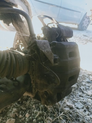 SOPORTE PINZA MITSUBISHI MONTERO (V20/V40)