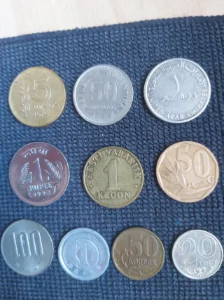 Lote 2: 10 monedas antiguas de distintos países