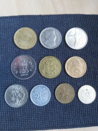 Lote 2: 10 monedas antiguas de distintos países