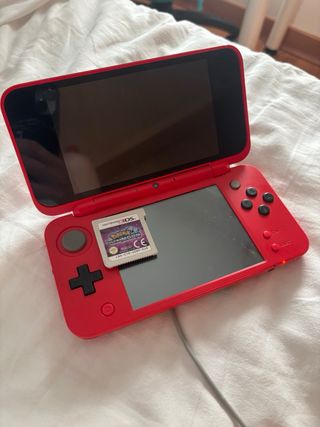 Nintendo 3DS XL Edizione Poké Ball