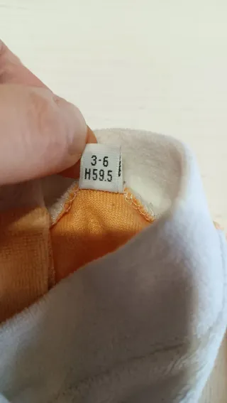 Tutina invernale neonato con gattini. 3-6 mesi