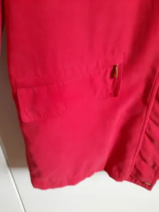 Impermeabile donna rosso