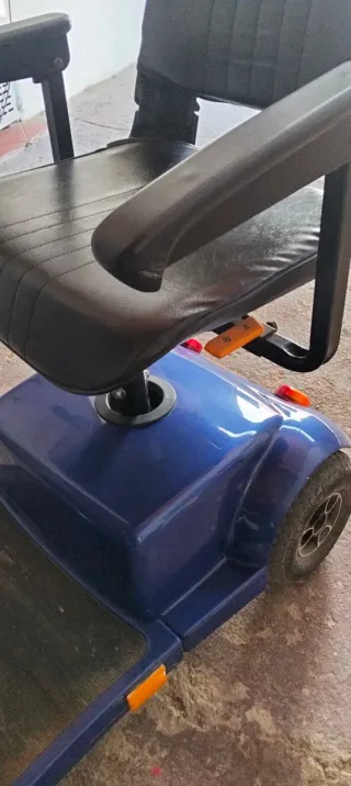 Moto eléctrica de movilidad reducida