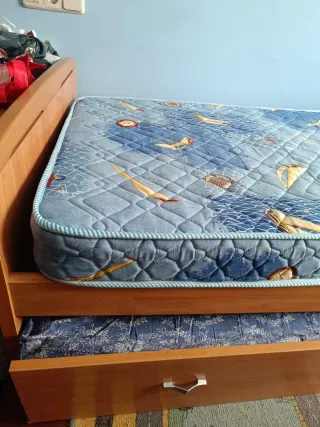 Cama nido madera en perfecto estado.