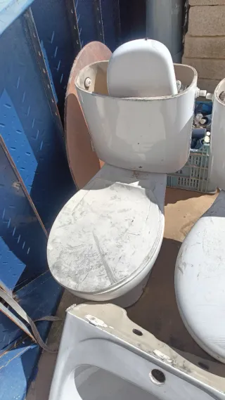 Sanitarios WC y Lavabos - Varios LEER ANUCIO