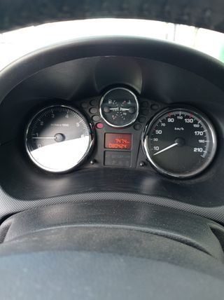 Peugeot 206 +  de 2013