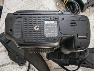 Nikon D500 + Batería + Cargador