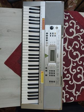 Tastiera Yamaha YPT-340