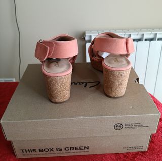 Sandalias piel nobuk tacón velcro talla 38 y 41