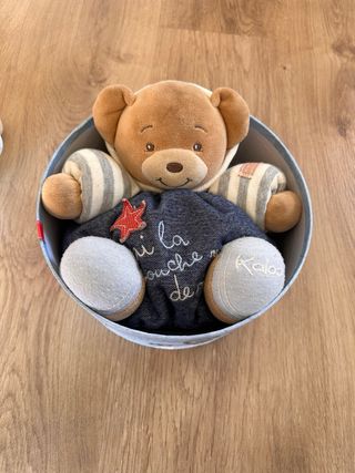 Peluche osito Kaloo para bebé en su caja