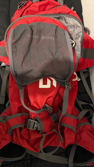 Mochila de montaña 30 litros.