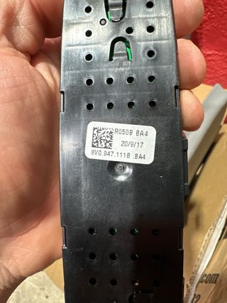 Luz interior delantera y trasera audi a3 8v gris