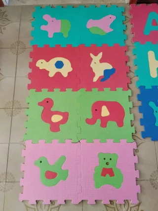 Tappeto Puzzle Lettere Numeri Animali 37 Pezzi