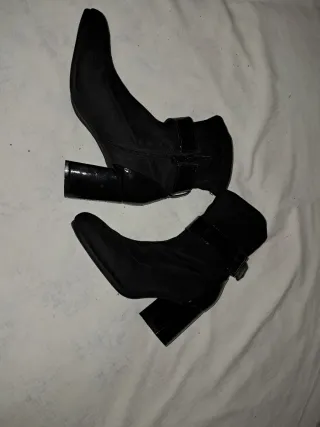 Botines imitación napa talla 38