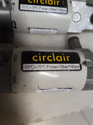 12 Cilindros/Pistones  Neumáticos Aire Comprimido