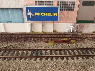 Conjunto módulos vía doble H0. Zona industrial