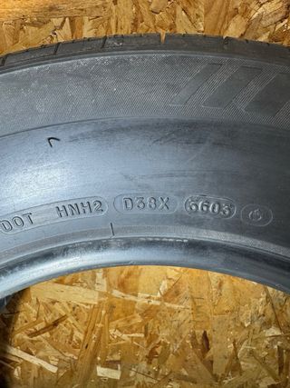 Neumático Michelin 235/65 R 17 104H