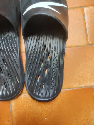 Chanclas Speedo Talla 43 Negras