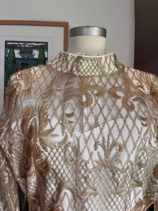 Vestido fiesta Club L dorado y blanco T36