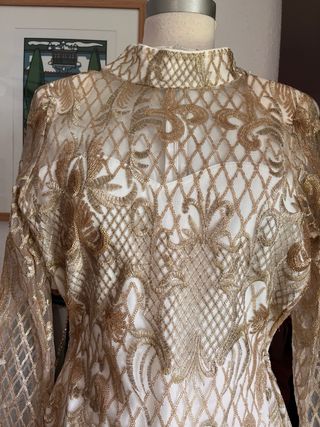 Vestido fiesta Club L dorado y blanco T36