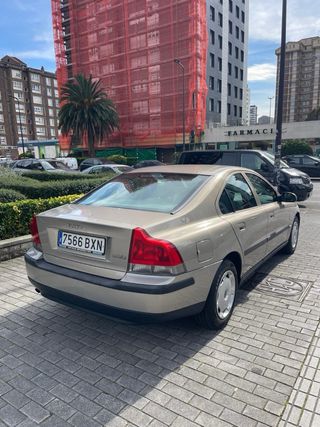 Volvo S60 2002