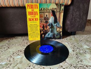 Vinilo Perlita de Huelva en El Rocío