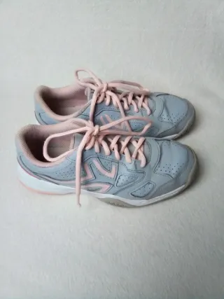 Zapatillas grises Artengo