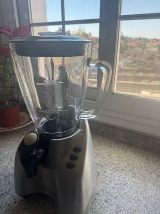 Licuadora Kenwood con grifo