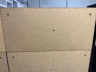 Estantería Hama para 60 CDs.