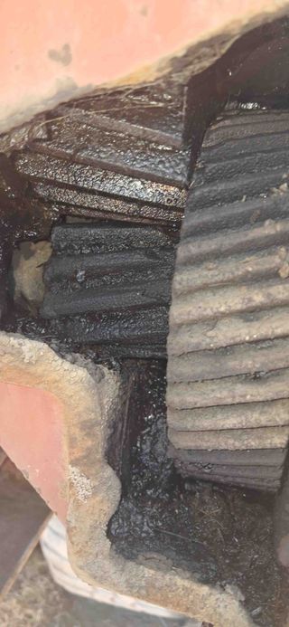 Remolque extendedor estiercol SIAM 14T.