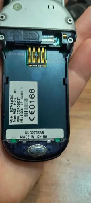 Telefono Motorola V70 Argento e Nero