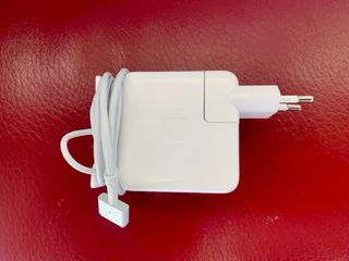 Cargador Apple Macbook Air 45W MagSafe 2
