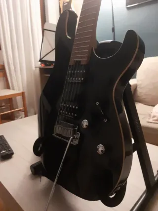 Cort G300 PRO BK SEYMOUR DUNCAN.