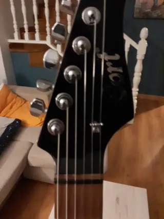 Cort G300 PRO BK SEYMOUR DUNCAN.