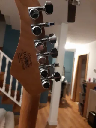 Cort G300 PRO BK SEYMOUR DUNCAN.