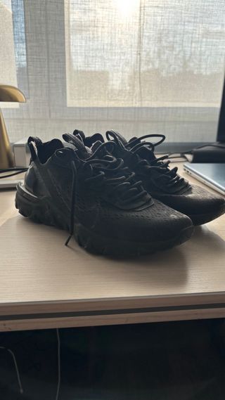 Nike React Vision Talla 42 Negro