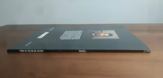 Comic Tras El Telón De Acero y Otras Historias