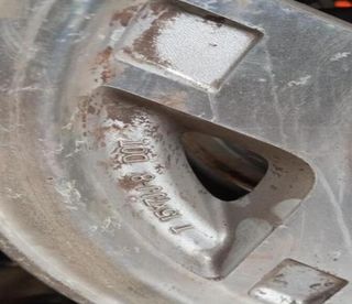 Llanta toyota 4261135070 4 runner 3.0 d td 44677