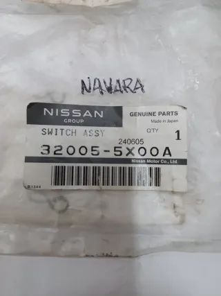 Interruptor Marcha Atrás Nissan Navara 4x4Original