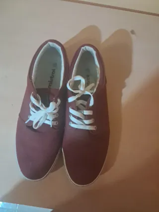 Zapatillas deportivas grises UP
