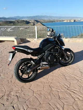 Kawasaki ER6N 650 Naked Negra A2