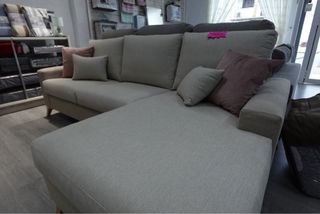 chaise longue nuevo. Estilo moderno