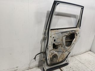 562078 puerta tras der subaru forester executive
