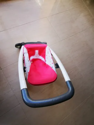 Cochecito de juguete para muñecas