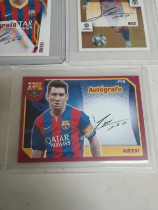 Lote 2 cromos Messi autografiados Panini