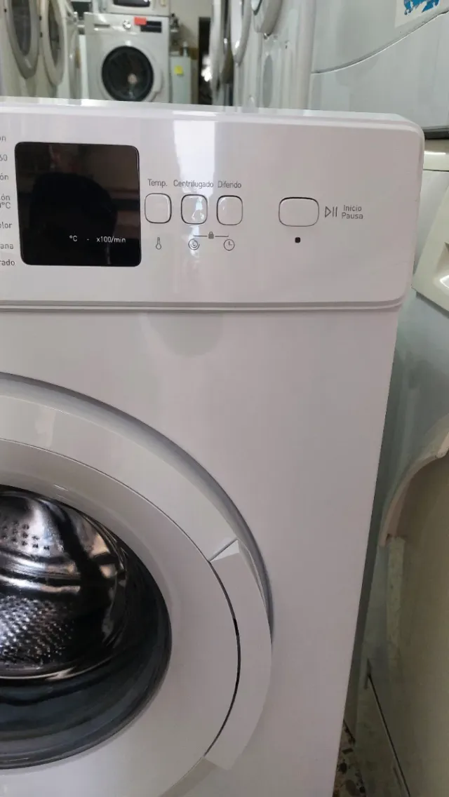 Lavadora Benavent 6kg 1000 RPM A++