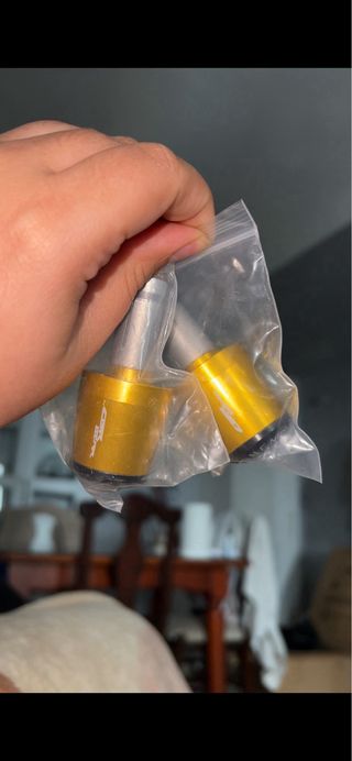 Contrapesos/extremos/puños manillar CBR 1000RR