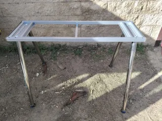 Mesa redonda cristal y metal, medidas 180x100